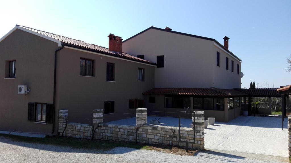 Apartment Luka Novigrad Istria Exterior foto